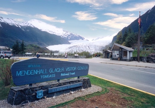 2001-06-United-States-Alaska-mendenhallglacier