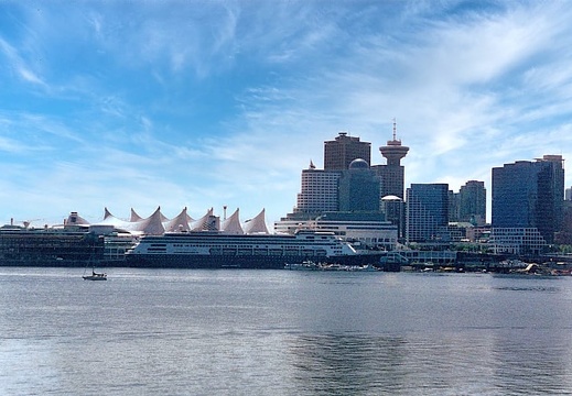 2001-06-United-States-Alaska-vancouverskyline