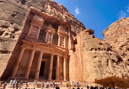 2022-11-Middle-East-Jordan-Petra-01 v16