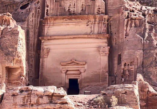 2022-11-Middle-East-Jordan-Petra-01 v38