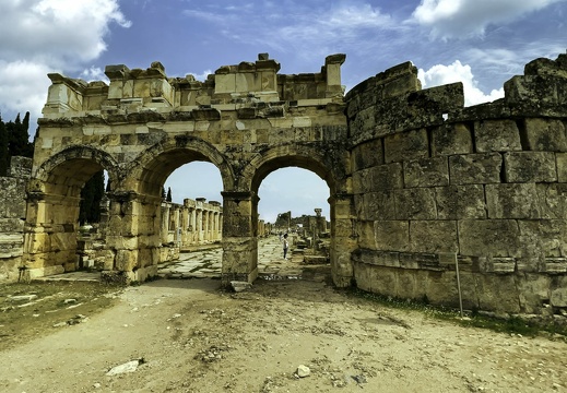 2023-05-Turkey-Hierapolis-01 v8