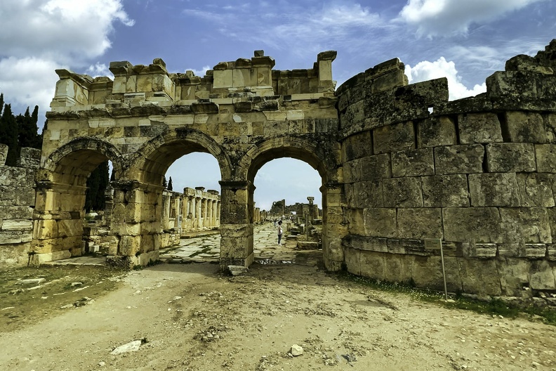 2023-05-Turkey-Hierapolis-01_v8.jpeg